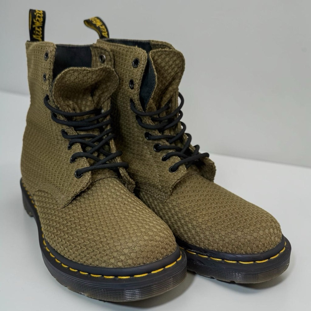 Dr Martens Page WC Womens 10 Olive Combat Boots Cotton Canvas Lace Up AW004 Docs